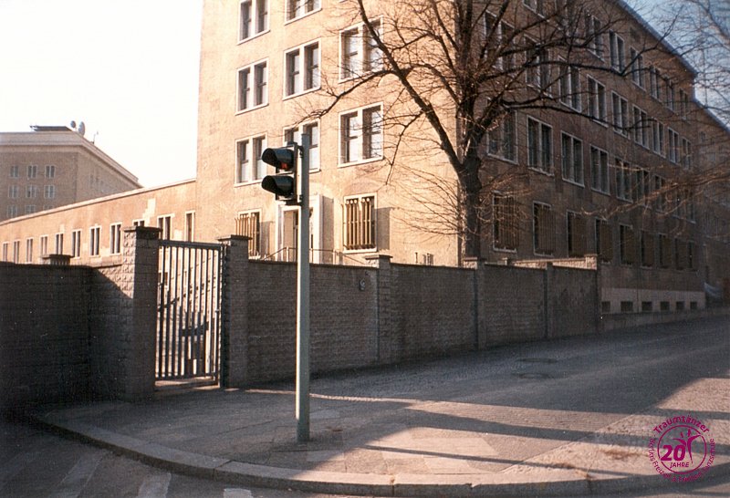 20JBau-4