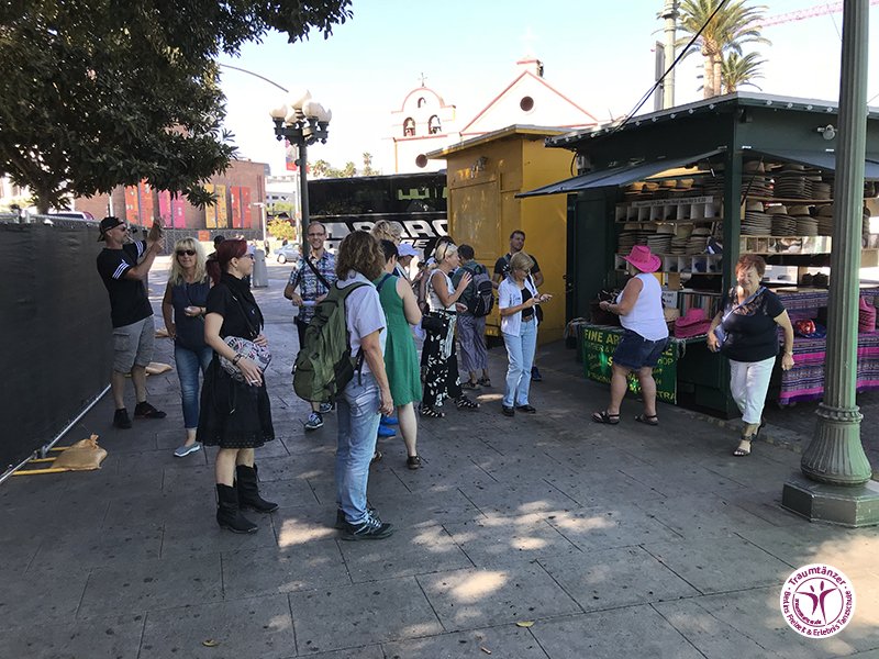 LA